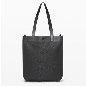 Lululemon bag